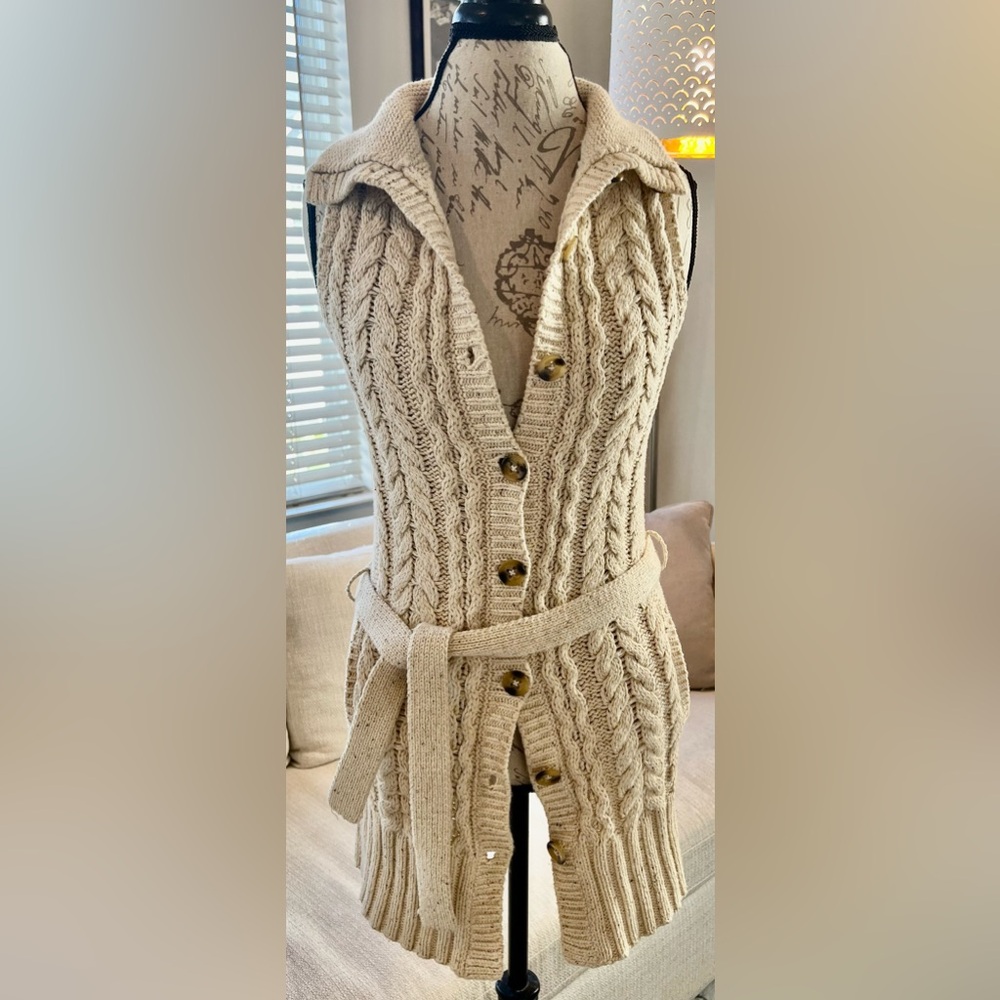 Ann Taylor LOFT Petite (medium) XXSP Cable Knit Mid Length Vest Cotton Wool - Picture 2 of 12